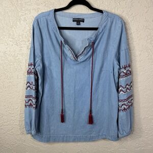 Brooke Shields Chambray Embroidered Peasant Top Women Small Boho Prairie Western
